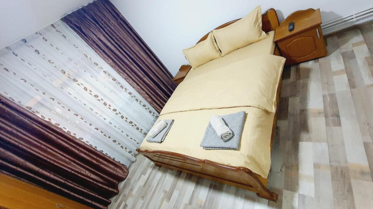 Ferienwohnung Apartament Radoi Drobeta Turnu Severin Exterior foto