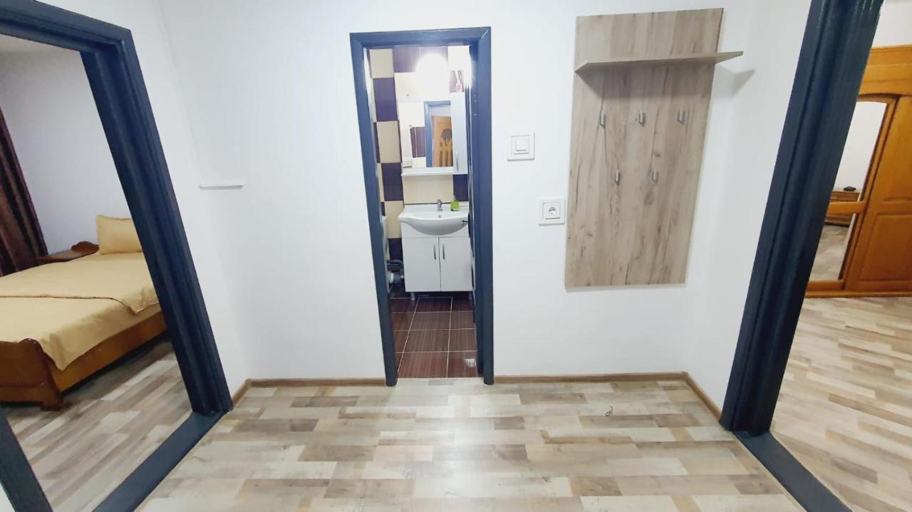 Ferienwohnung Apartament Radoi Drobeta Turnu Severin Exterior foto